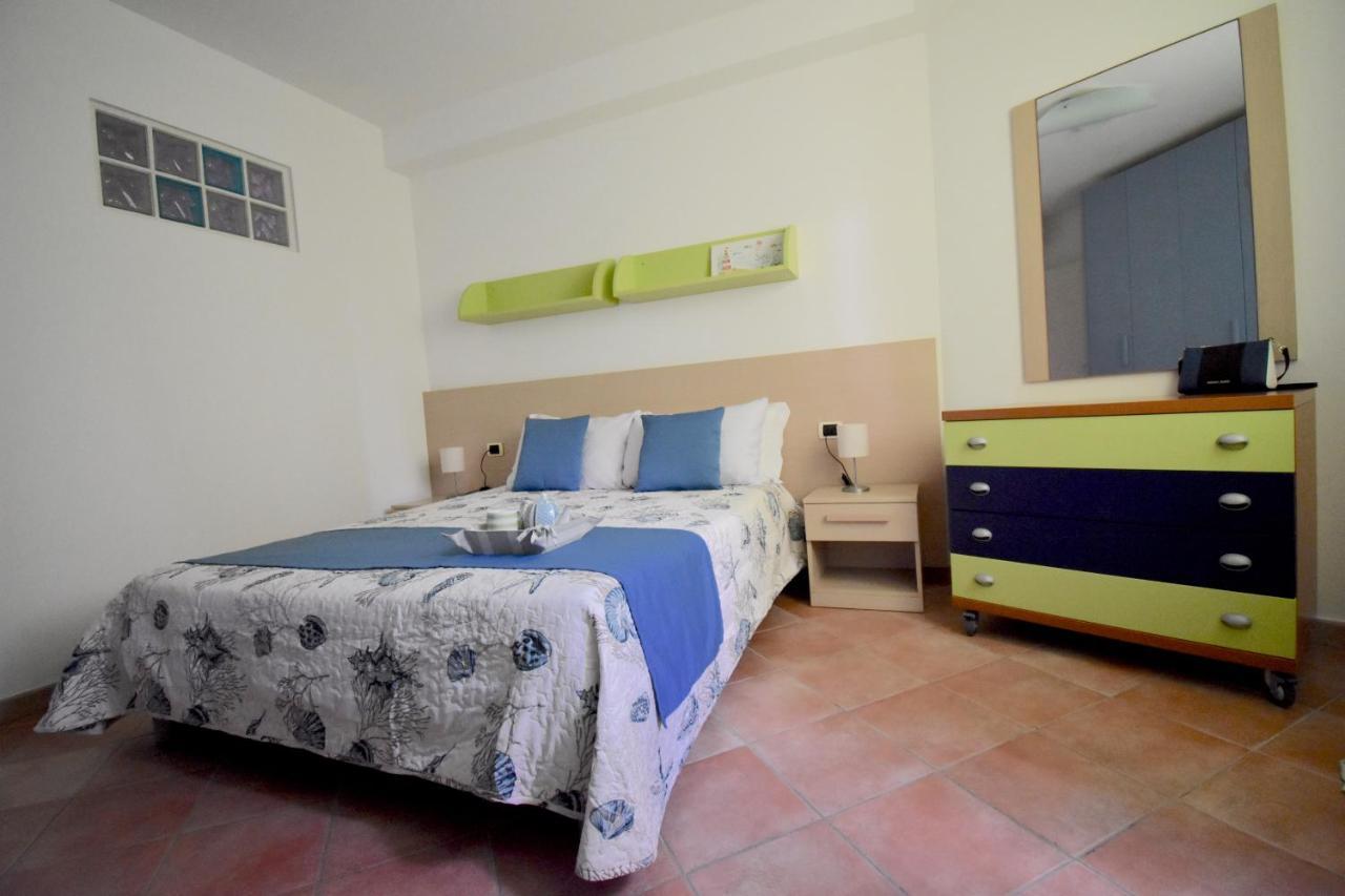סן וינצ'נזו Residence Il Cardellino מראה חיצוני תמונה