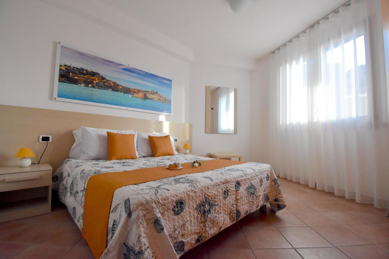 סן וינצ'נזו Residence Il Cardellino מראה חיצוני תמונה